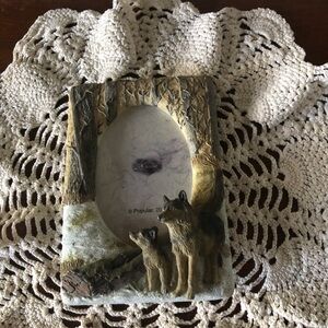 Wolf Themed Picture Frame - 998 $20 or $15 w/offer